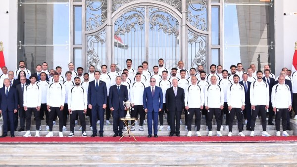 السيسي يستقبل أبطال الفراعنة بعد إنجاز مونديال 2026.. ويؤكد: "الفراعنة كسبوا احترام العالم بروح مصرية" - فيديو
