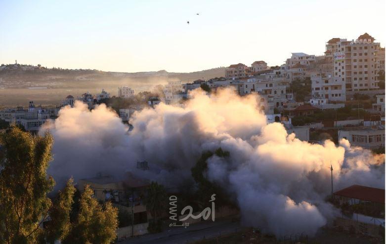 انتقاماً لعملية "فرش الهوى".. الاحتلال يفجر منزلي الشهيدين حمودة وفراس الجعبة