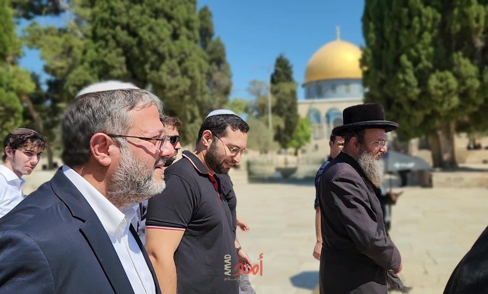 تنديد فلسطيني وعربي واسع باقتحام "بن غفير" للمسجد الأقصى وتحذيرات من تفجير الأوضاع