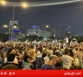 الشاباك يحاول تجنيد نشطاء احتجاج بذريعة “تهدئة الميدان” قبيل الانتخابات