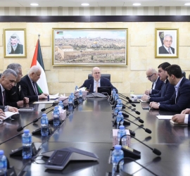 مصطفى يترأس اجتماعًا لتطوير منظومة المعابر الفلسطينية وخدماتها وحوكمة عملها