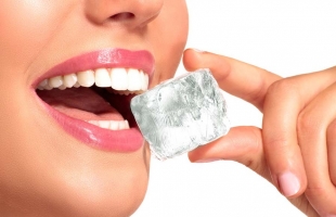 4 طرق لتخفيف ألم الأسنان
