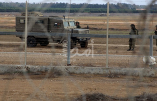 إعلام عبري: إطلاق النار تجاه فلسطينيين حاولا الاقتراب من السياج الفاصل شمال غزة