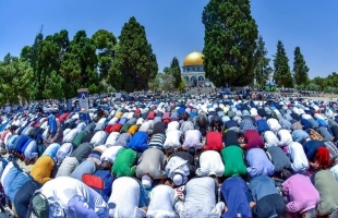 ربع مليون مصلٍ يؤدون صلاة الجمعة في المسجد الأقصى