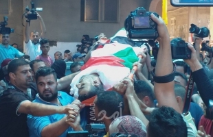 بالفيديو والصور- جنازة شعبية للشهيد المسعف "محمد الجديلي" وسط قطاع غزة