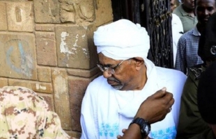 وفاة والدة الرئيس السوداني المخلوع "عمر البشير"