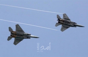 جيروزالم بوست: طائرة مجهولة تقصف مواقع منظمات تابعة لإيران شرق سوريا