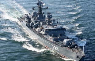 البحرية الروسية تراقب تحركات سفينة أمريكية في البحر الأسود