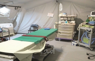 تنفيذا لـ"تفاهمات التهدئة"...إدخال معدات المستشفى الميداني الأمريكي إلى قطاع غزة