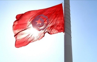 نقيب الصحفيين التونسيين: إن قرارًا سياسيًا يمنع كل الأحزاب من دخول التلفزيون الحكومي