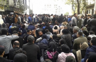 تقرير:الأمن الإيراني  ينتهك حقوق المتظاهرين ويحجب الانترنت