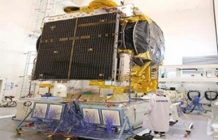 مصر تطلق أول قمر صناعي مخصص للاتصالات