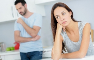 فيروس كورونا يزيد معدلات الطلاق