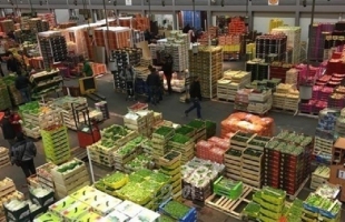 محتجون فرنسيون يقطعون الكهرباء عن أكبر سوق للأغذية بالعالم