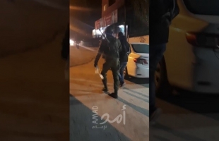 احتجزته لساعات.. سلطات الاحتلال تطلق سراح الصحفي "ثائر الشريف" من الخليل
