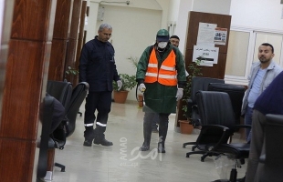 المركز الفلسطيني يحذر من انهيار الأوضاع الصحية حال تفشي فيروس كورونا في قطاع غزة