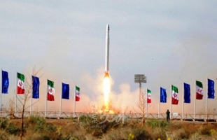 فرنسا تندد بإطلاق إيران قمرًا صناعيًا عسكريًا