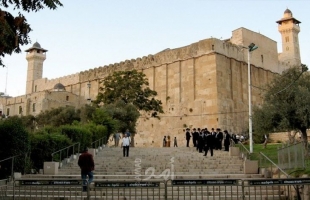 سلطات الاحتلال تصادق على قرار إنشاء "مصعد كهربائي" داخل الحرم الإبراهيمي