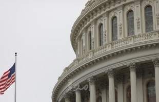 أعضاء في الكونغرس يطالبون بايدن بحماية حل الدولتين