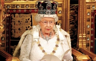 بعد نصيحة الأطباء .. قصر  باكنجهام يعلن إلغاء سفر الملكة "اليزابيث" لأيرلندا