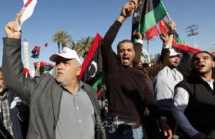متظاهرون يقتحمون مجلس النواب الليبي في طبرق -فيديو