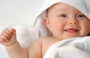 العلماء يكشفون عن "وصفة 3 خطوات" لوقف بكاء الرضيع!