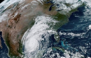 إعصار "نورا" يزداد قوة ويقترب من سواحل المكسيك وأمريكا