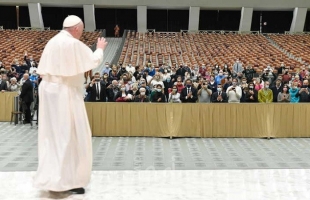 البابا فرانسيس يحذر من "قومية لقاح كورونا"