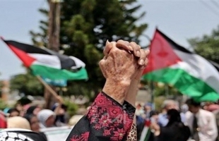 استطلاع: (77%) يرون  جهود المصالحة الفلسطينية غير "جدية وكافية" و"حل الدولتين" المفضل