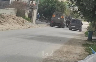 قوات الاحتلال تطلق النار تجاه فتاة بحجة محاولتها تنفيذ عملية "طعن" في رام الله