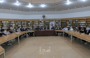 بلدية غزة تبحث مع نُخب شبابية تعزيز مشاركتهم في صنع القرار