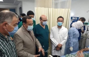 محفاظ شمال سيناء  يزور مصابي غزة في مستشفى العريش- صور