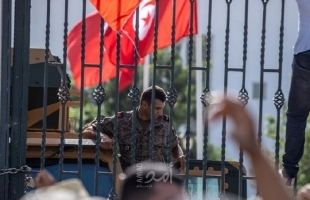 الاتحاد الأوروبي يدعو للعودة إلى استقرار المؤسسات في تونس