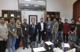 رئيس بلدية غزة يؤكد أهمية دور الشباب في عملية التنمية والبناء