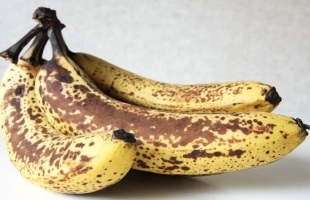 احذر من الموز  البنى المنقط على صحتك