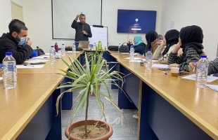 غزة: "فلسطينيات" تنظم جلسة حول مهارات البحث العلمي