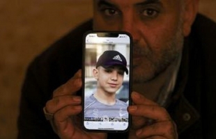 أمل نخلة.. مراهق فلسطيني مريض تحتجزه إسرائيل إدارياً منذ عام بدون تهمة