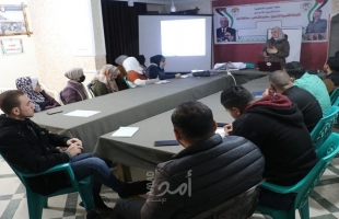 اللجنة الشعبية في مخيم الشاطئ تواصل دورة "فنون التحرير الصحفي والنشر الإلكتروني"