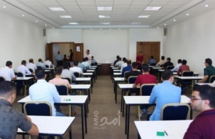 الوفد الكويتي يبدأ إجراءات التعاقد مع معلمين في غزة