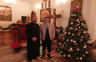 السفير عبد الهادي يضيئ شجرة عيد الميلاد لكنيسة القديس ديمتريوس للروم الأرثوذكس
