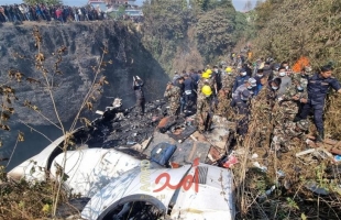 ارتفاع حصيلة قتلى تحطم الطائرة في نيبال إلى 67 قتيلا على الأقل