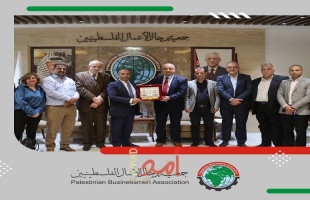 جمعية رجال الأعمال بغزة تستقبل وزير الزراعة رياض عطاري