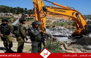 جيش الاحتلال يقتحم بلدة قلنديا شمال القدس ويسلم اخطارات بالهدم