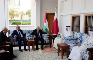 الرئيس عباس يجتمع مع أمير قطر ويبحث معه الجهود المبذولة لوقف الحرب العدوانية على الشعب الفلسطيني