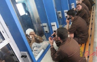 مصلحة سجون الاحتلال تمنع المحامي من زيارة الأسير "أبو الرب"