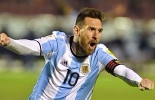 نجم منتخب الأرجنتين "ميسي": لن أستبدل البطولات التي فزت بها لتحقيق كأس العالم