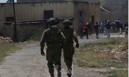 قوات الاحتلال الإسرائيلي تقمع مسيرة سلمية شرق نابلس