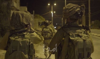 جيش الاحتلال يعتقل الأسير المحرر "إياد زعاقيق" على حاجز "الكونتينر" جنوب القدس