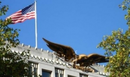 السفارة الأميركية بعمان تنفي توبيخ سفيرها لعباس على خلفية اغتيال نزار بنات