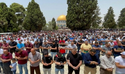 40 ألف مصل يؤدون صلاة الجمعة في المسجد الأقصى